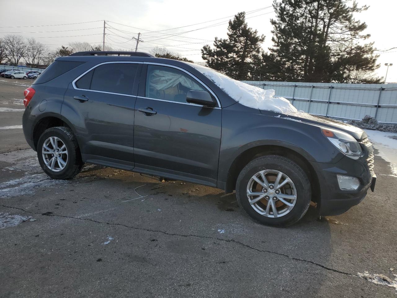 2GNFLFEK2H6277077 CHEVROLET EQUINOX 2017