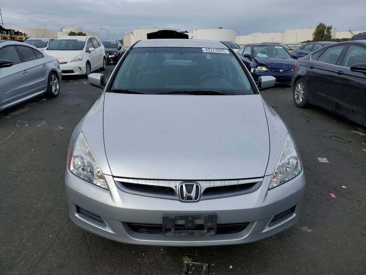 2007 Honda Accord - Image 5