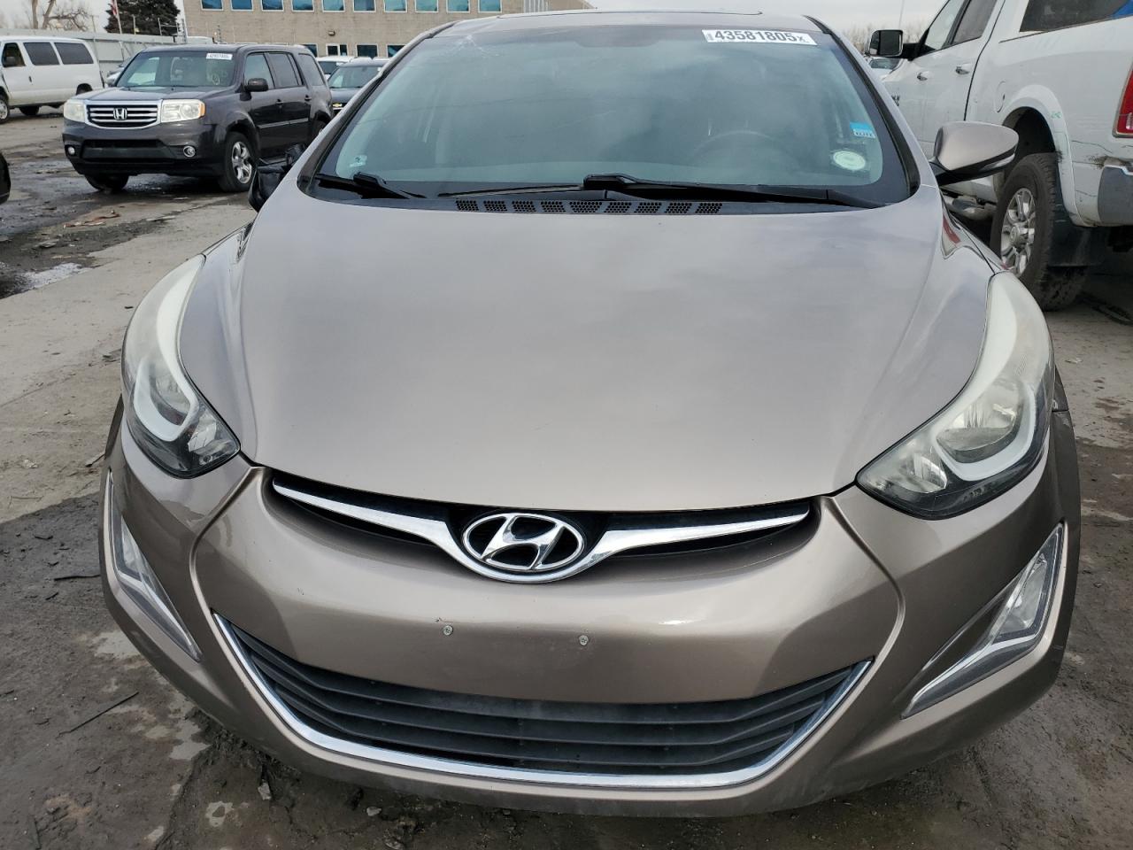2016 Hyundai Elantra - Image 5