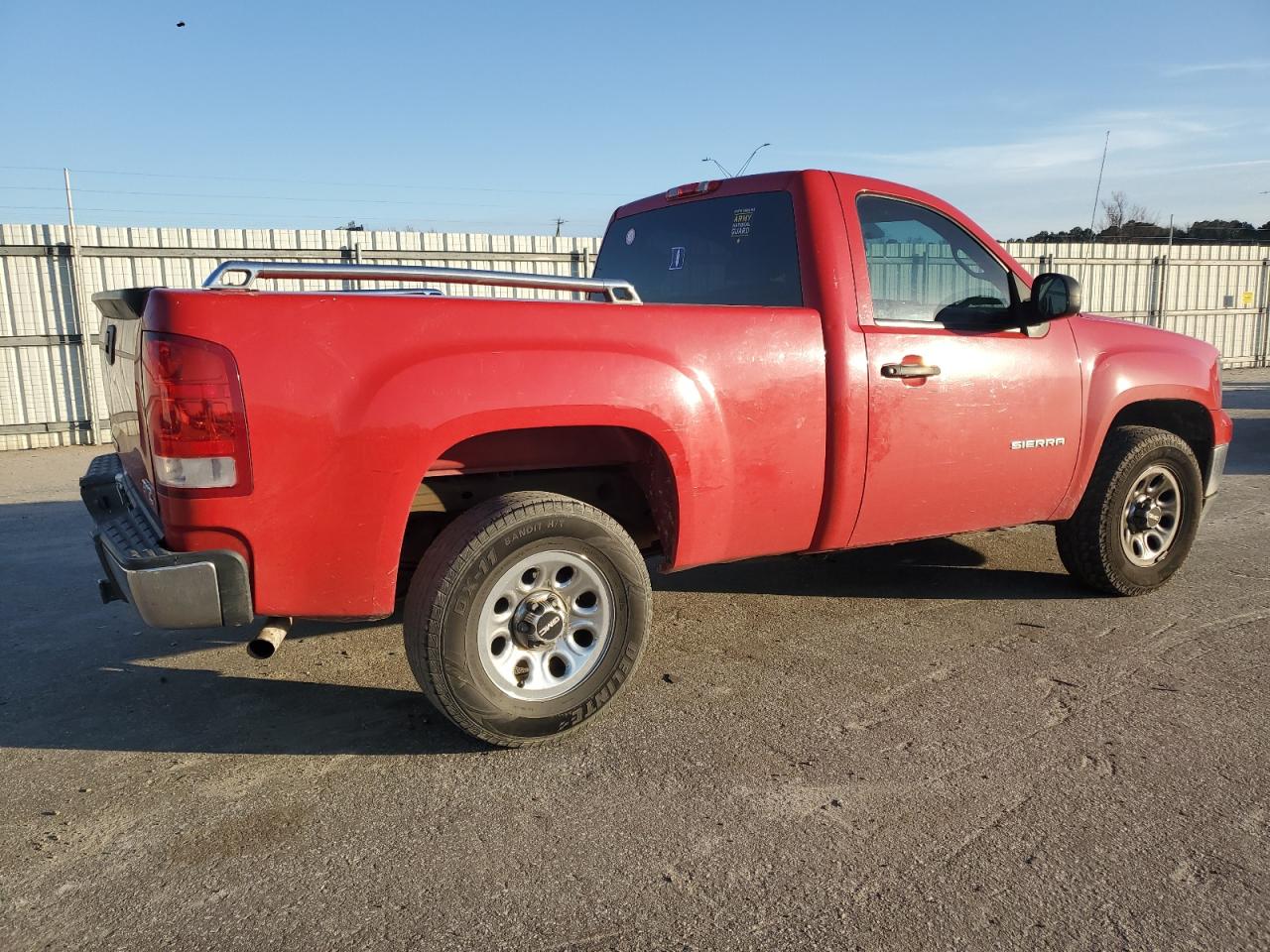 2013 GMC Sierra - Image 3