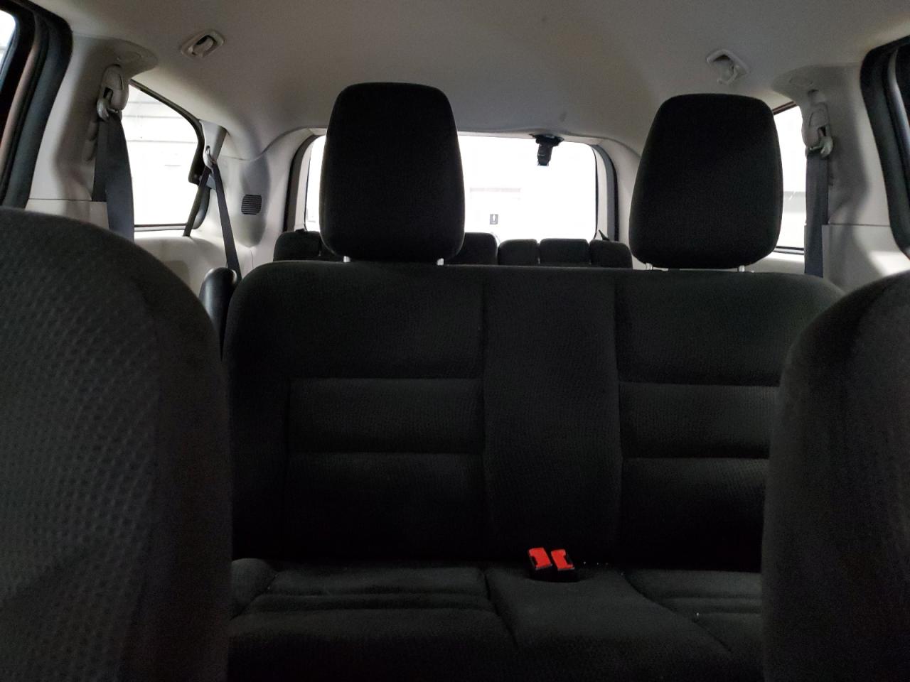 2015 Dodge Caravan - Image 10