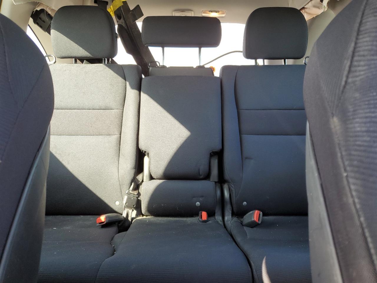 2010 Honda CR-V - Image 10