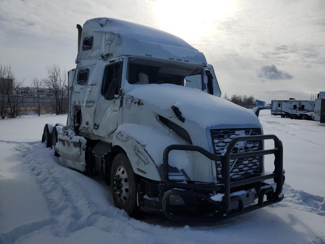 2024 Volvo Vn Vnl for Sale in Billings, MT - Rollover