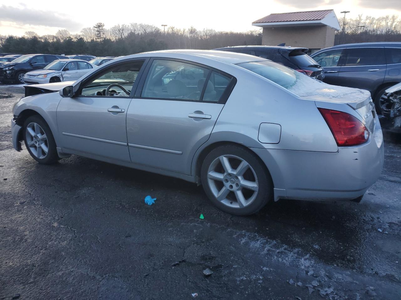2005 Nissan Maxima - Image 2