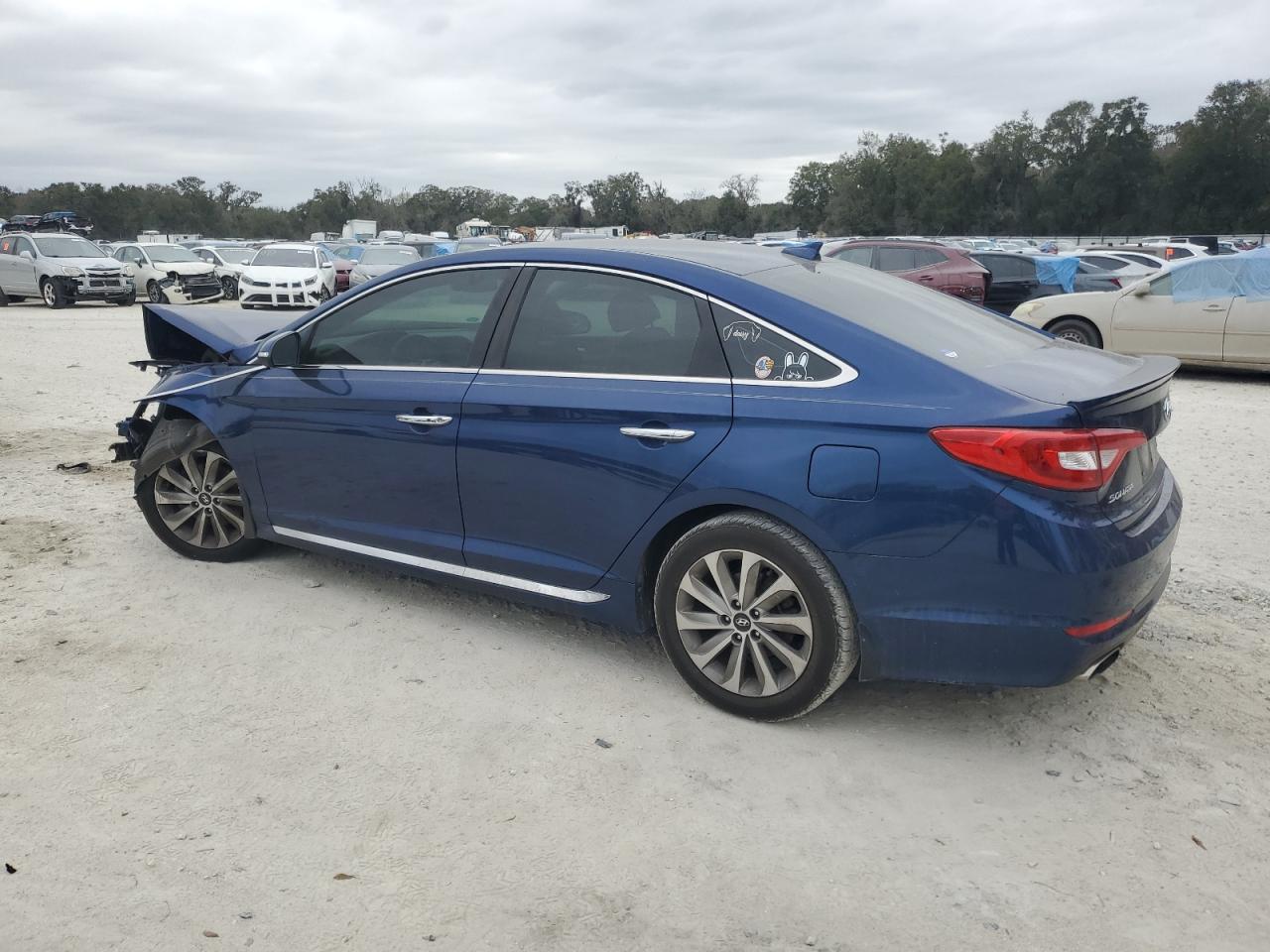 2015 Hyundai Sonata - Image 2