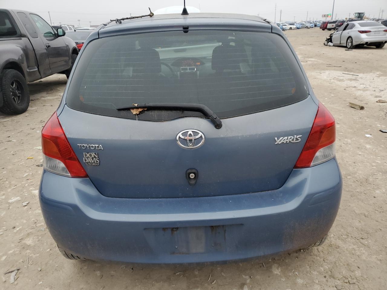 2010 Toyota Yaris - Image 6