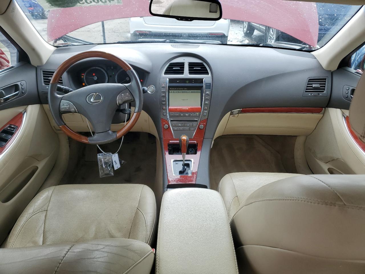 2012 Lexus ES - Image 8