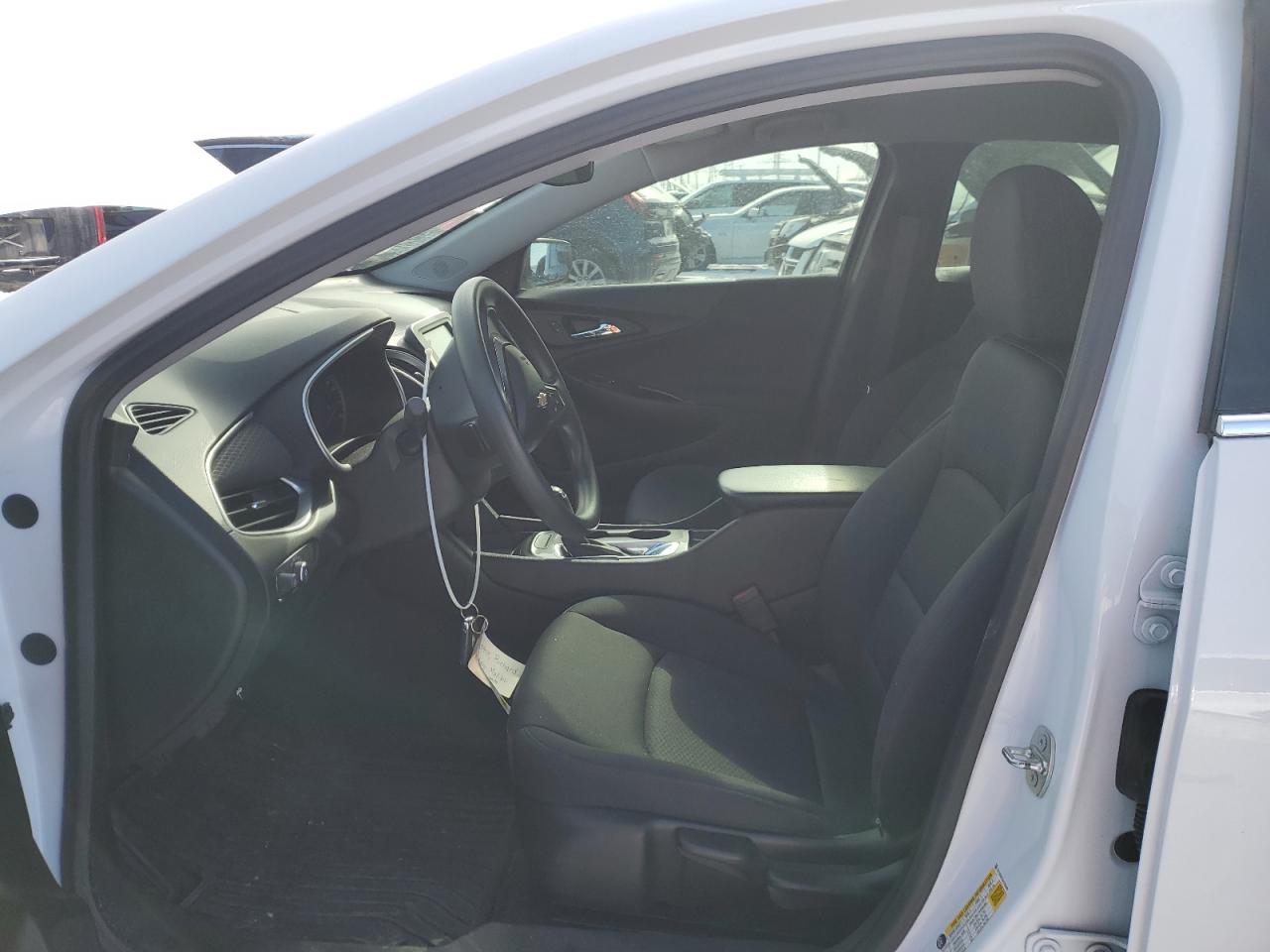 1G1ZB5STXGF245460 CHEVROLET MALIBU 2016