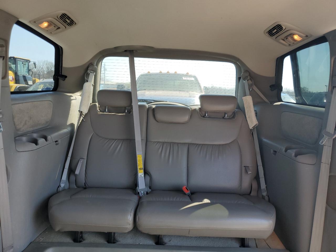 2007 Toyota Sienna - Image 10