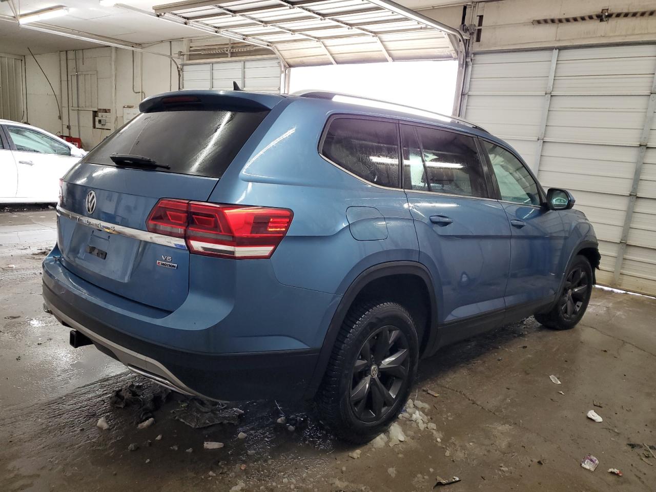 2019 Volkswagen Atlas - Image 3