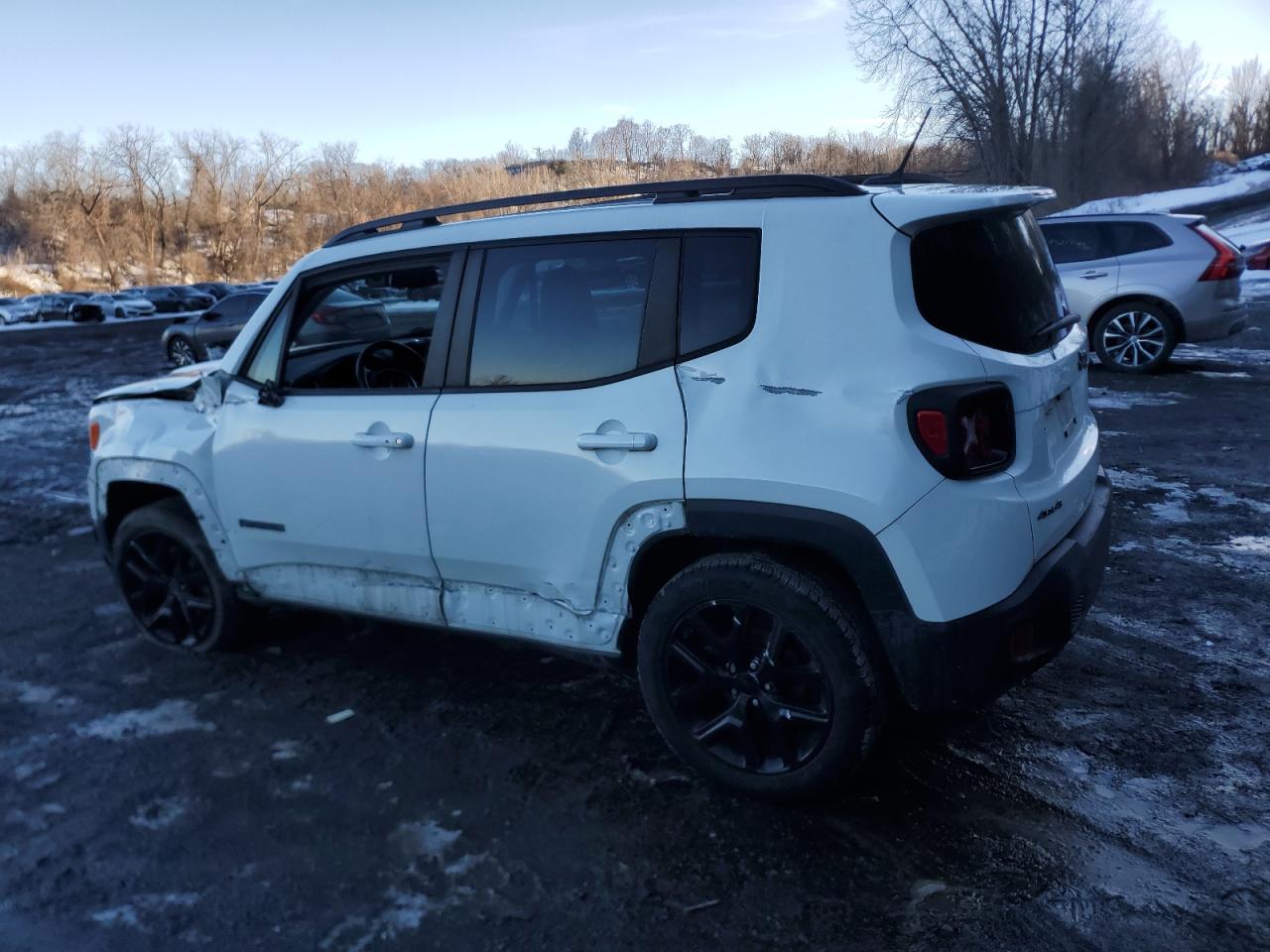 2017 Jeep Renegade - Image 2