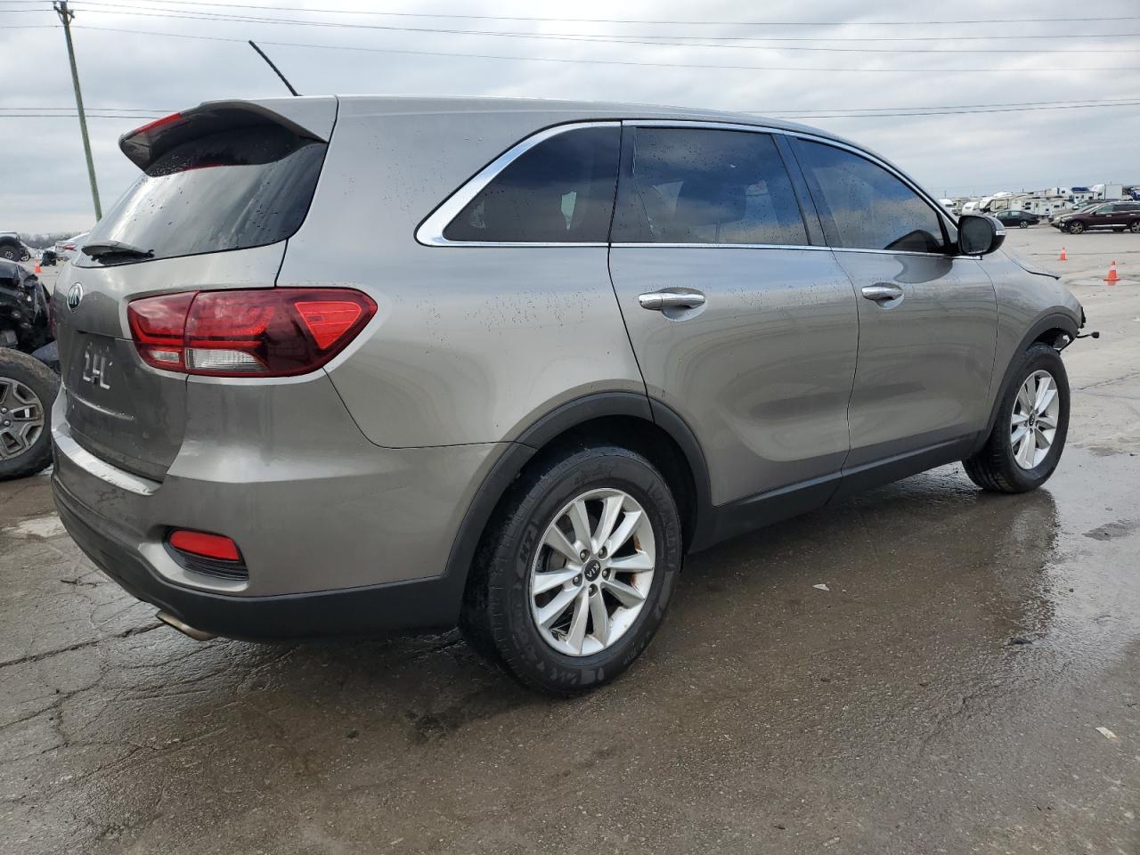 2019 Kia Sorento - Image 3