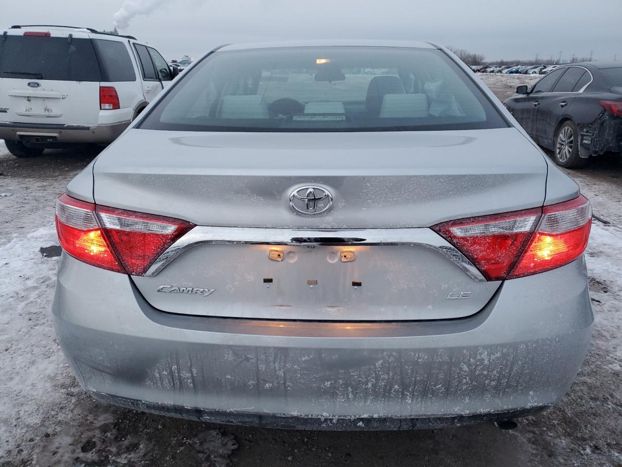 2016 Toyota Camry - Image 6