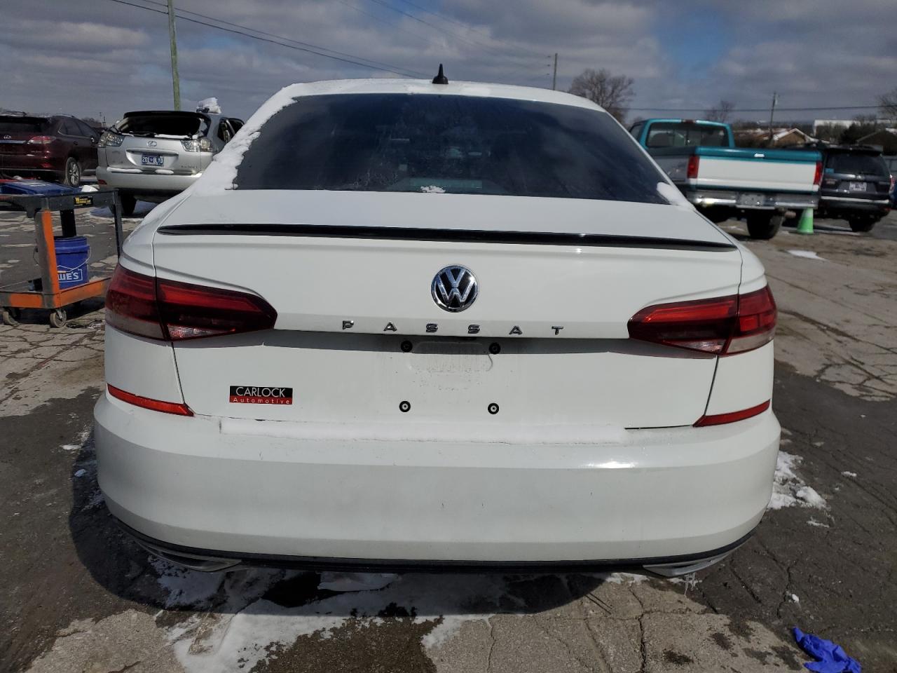 2020 Volkswagen Passat - Image 6