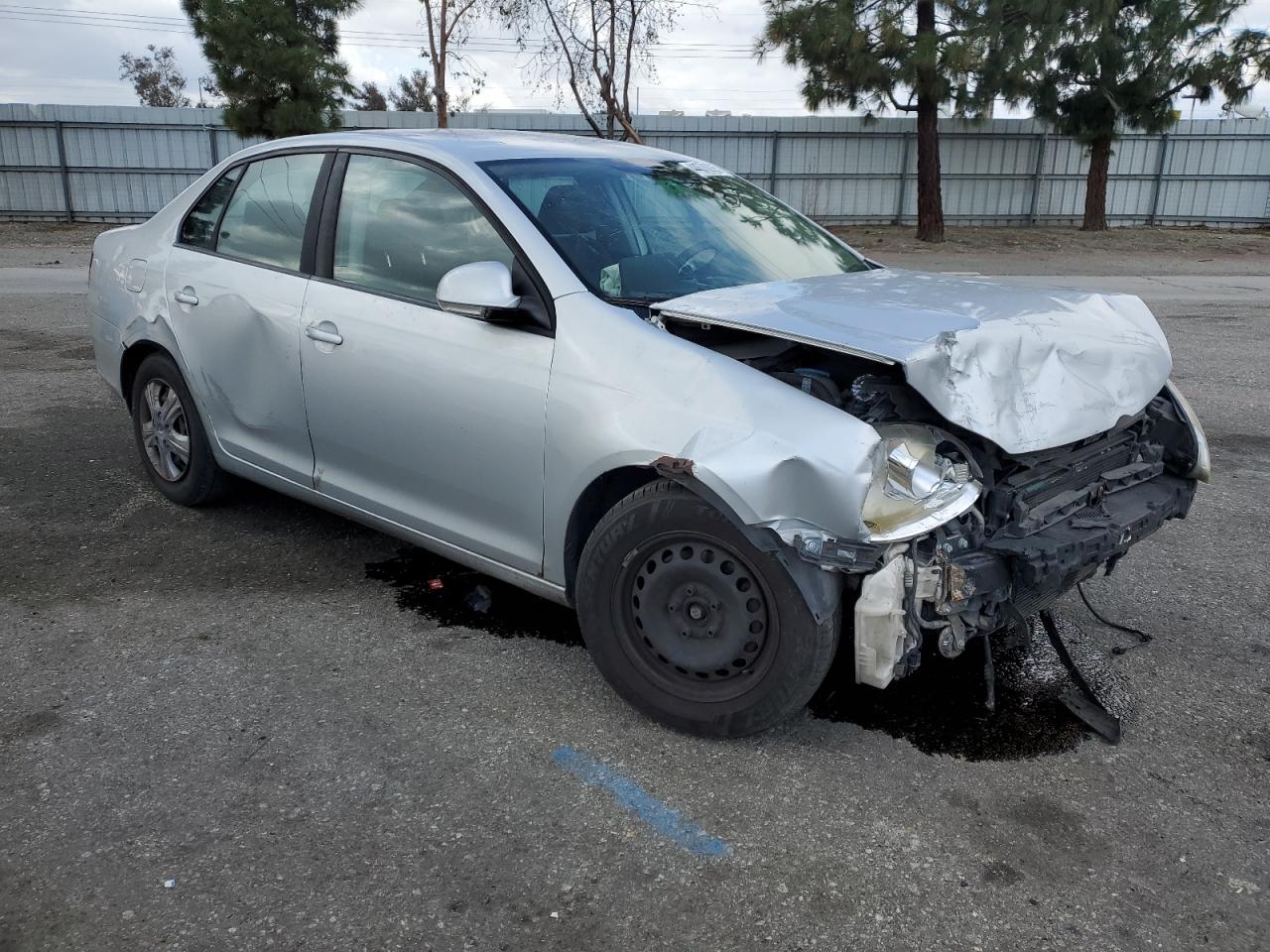 2006 Volkswagen Jetta - Image 4