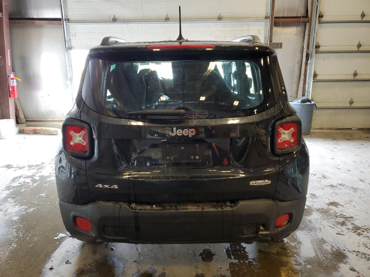 2017 Jeep Renegade - Image 6