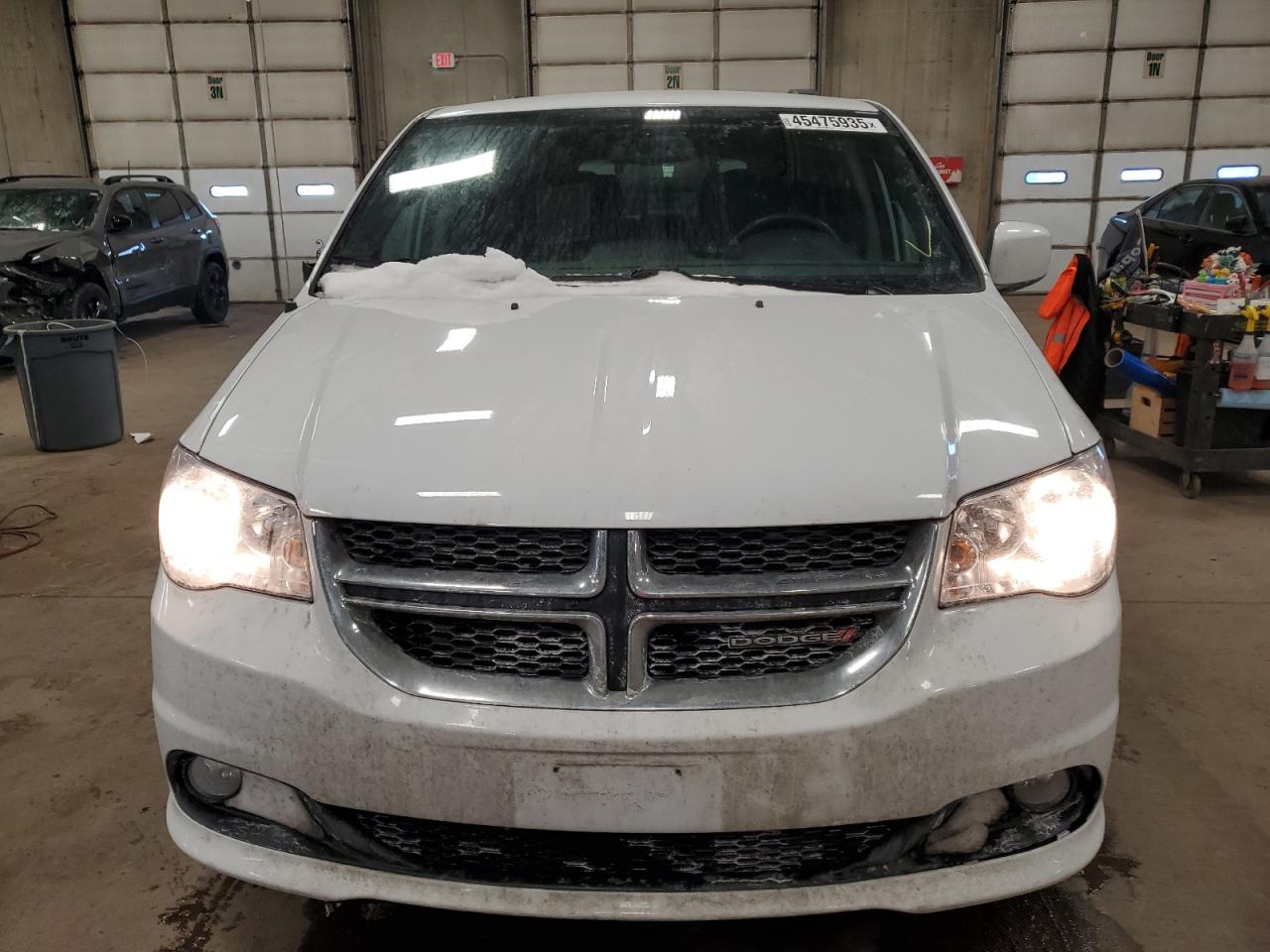 2017 Dodge Caravan - Image 5