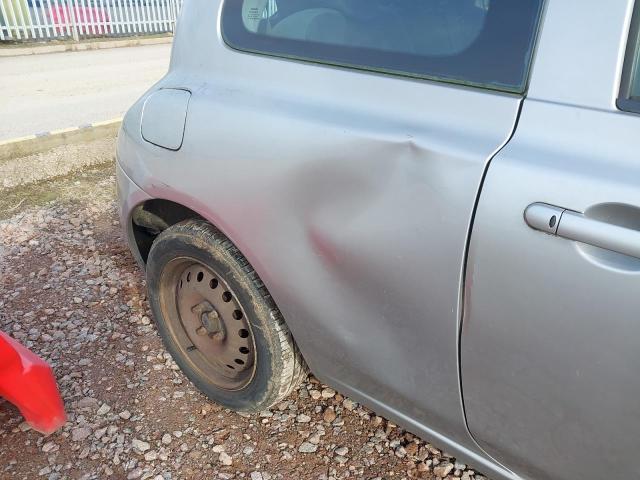 2004 NISSAN MICRA SE A