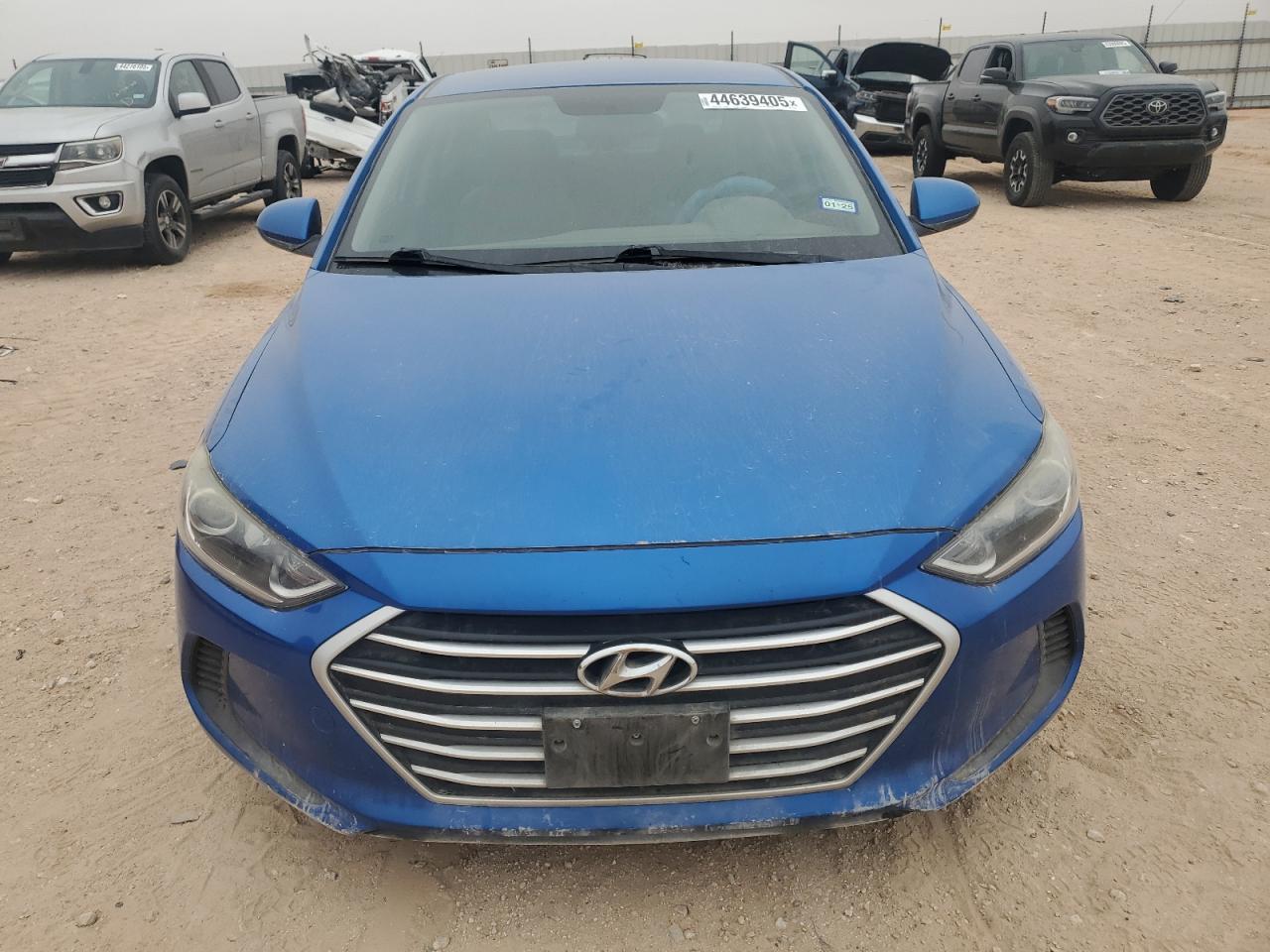 2017 Hyundai Elantra - Image 5