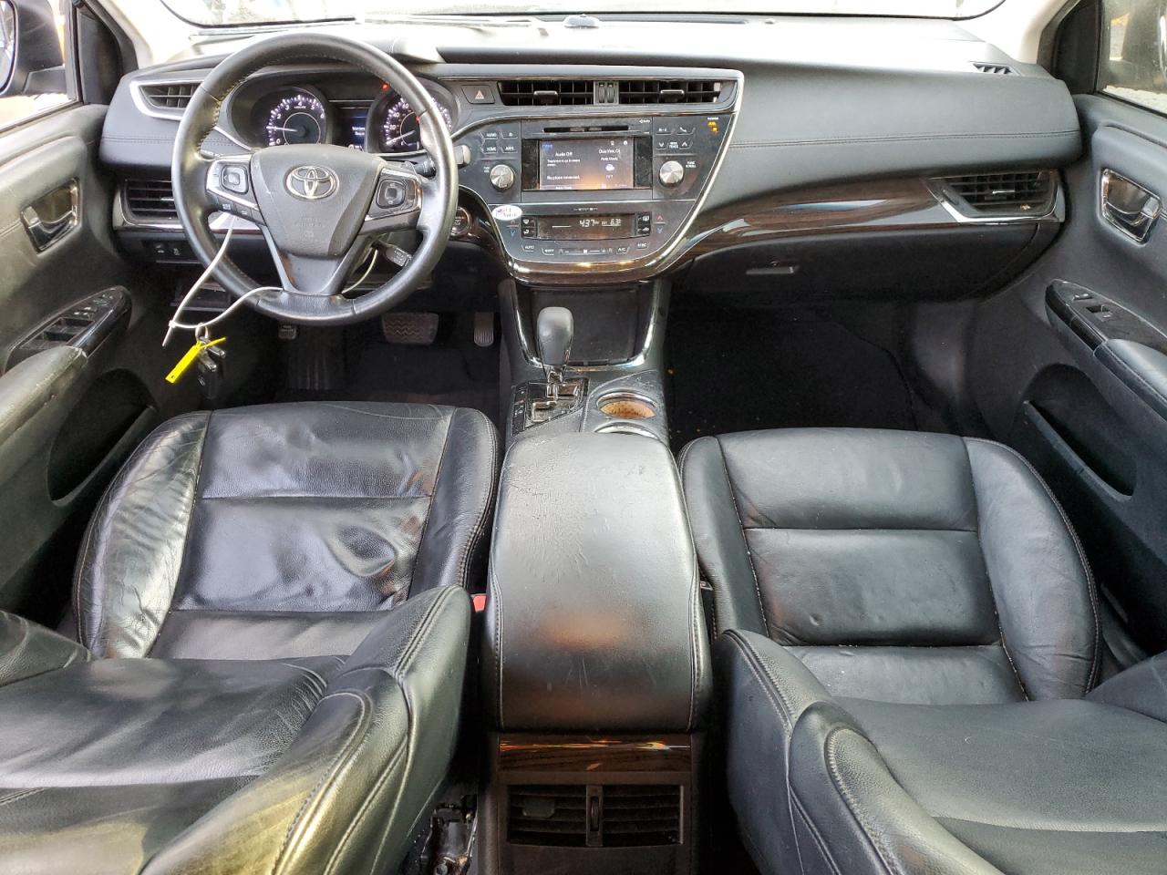 2015 Toyota Avalon - Image 8