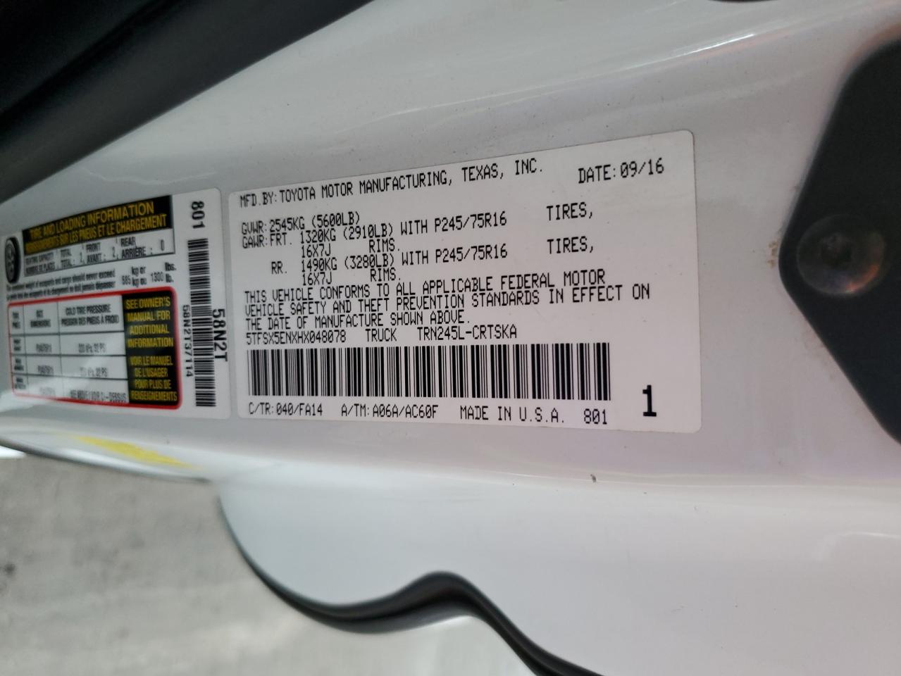 2017 Toyota Tacoma - Image 13