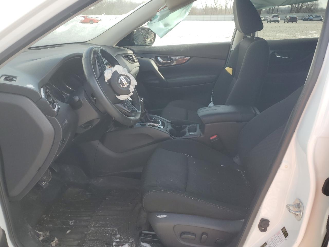 KNMAT2MV8LP518088 NISSAN ROGUE 2020