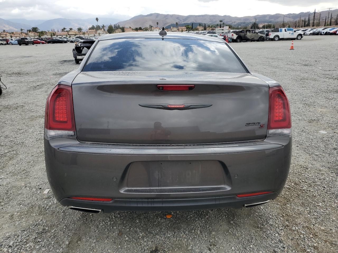 2021 Chrysler 300 - Image 6