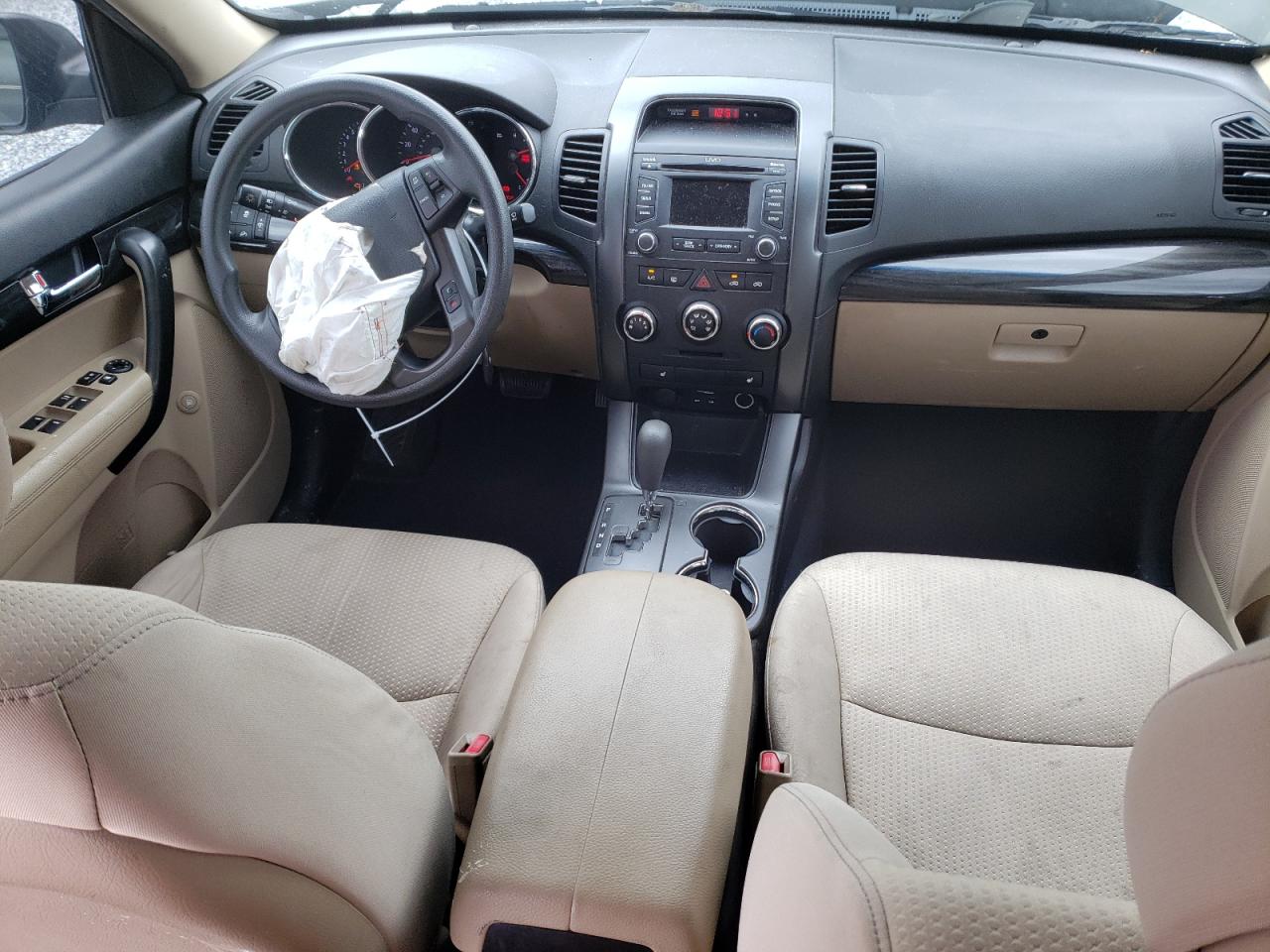 2013 Kia Sorento - Image 8