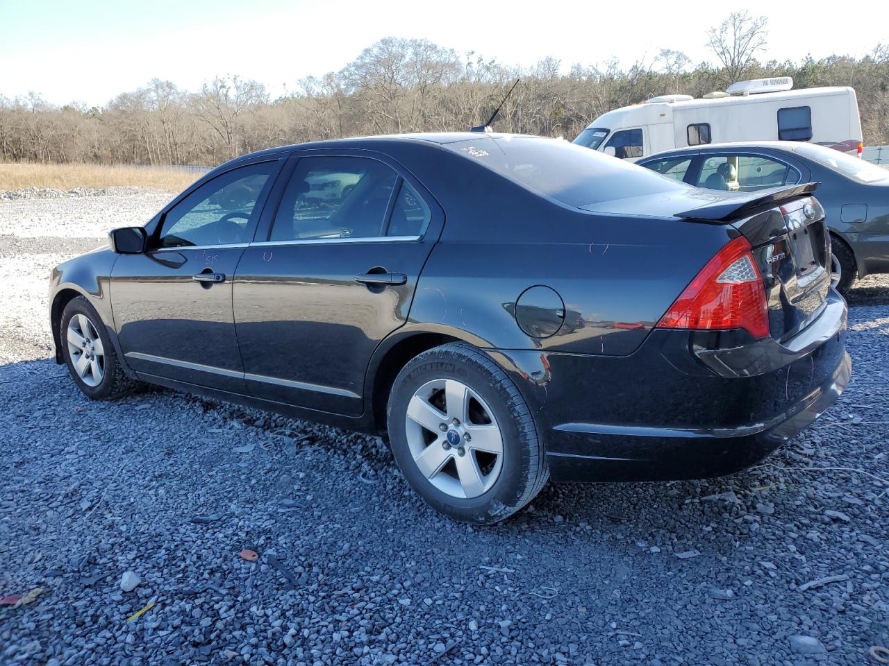 2010 Ford Fusion - Image 2