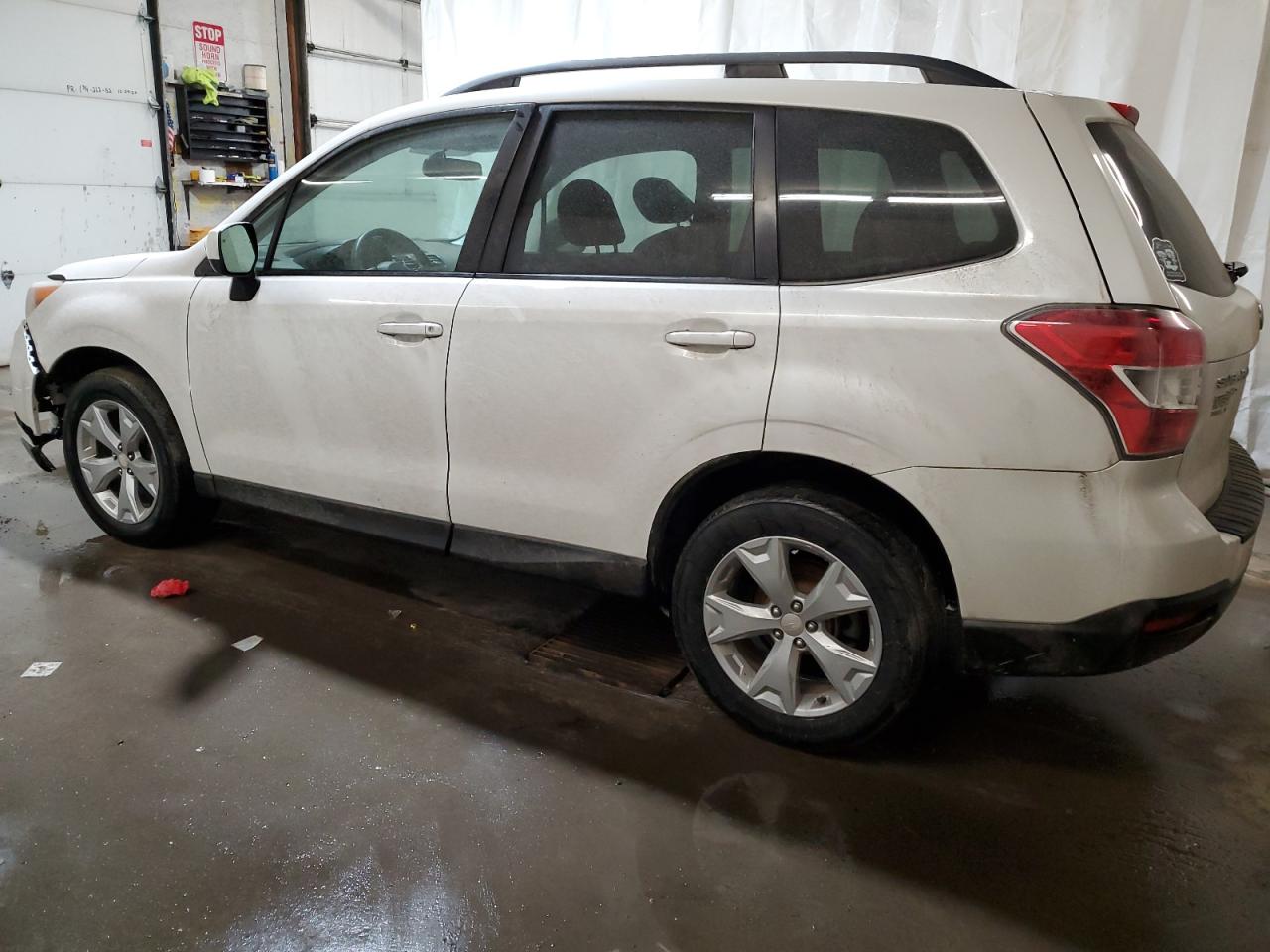 2015 Subaru Forester - Image 2