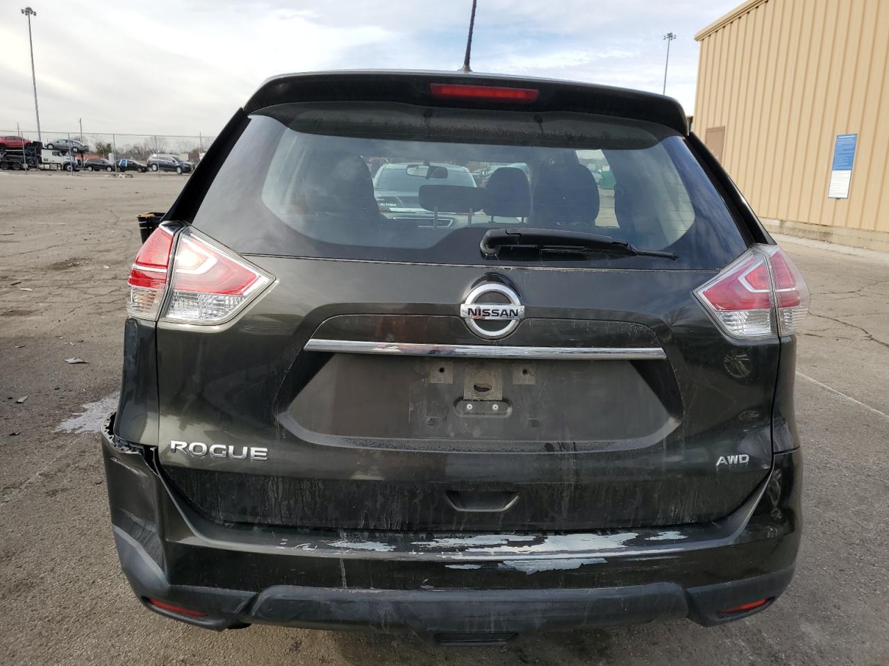 JN8AT2MV2GW138440 NISSAN ROGUE 2016