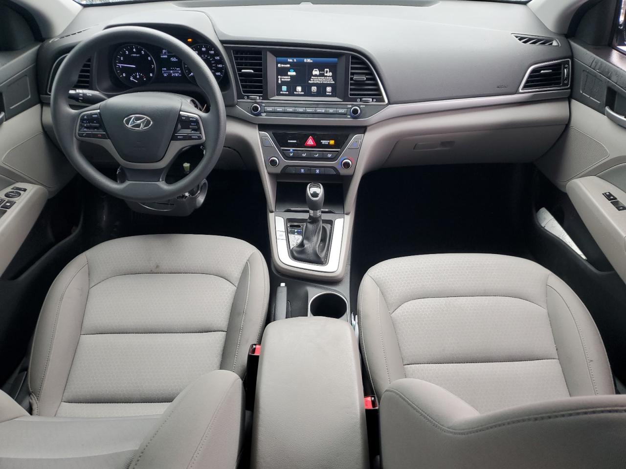 2017 Hyundai Elantra - Image 8