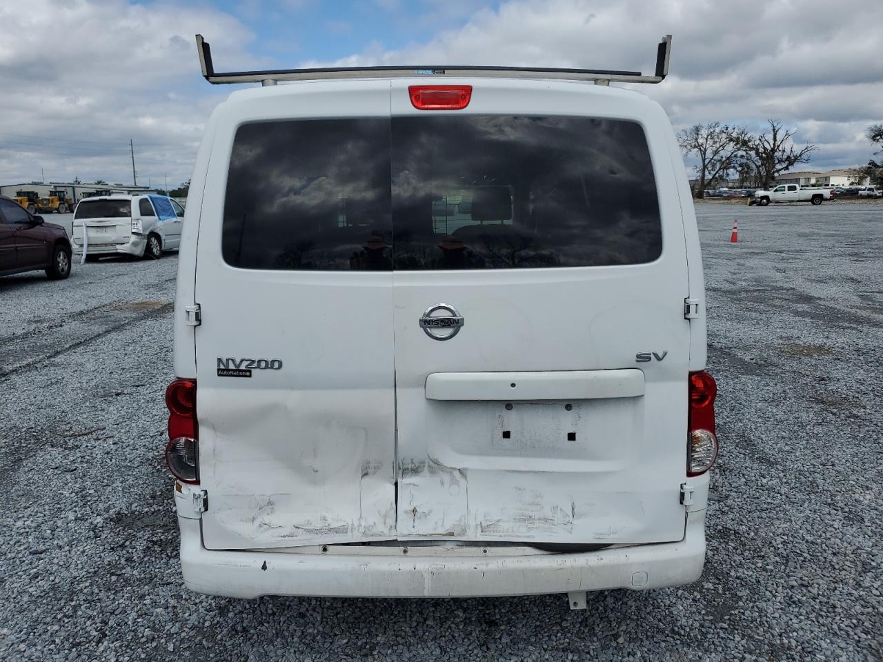 2015 Nissan NV - Image 6