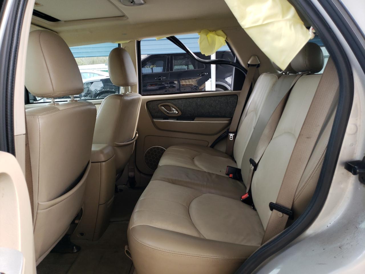 2006 Mercury Mariner - Image 11