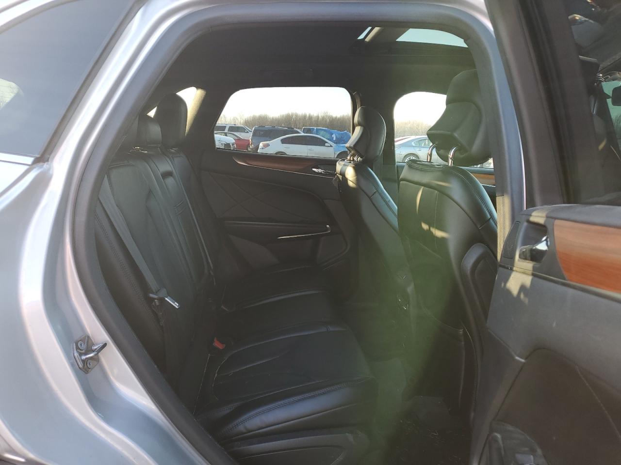 2018 Lincoln MKC - Image 11