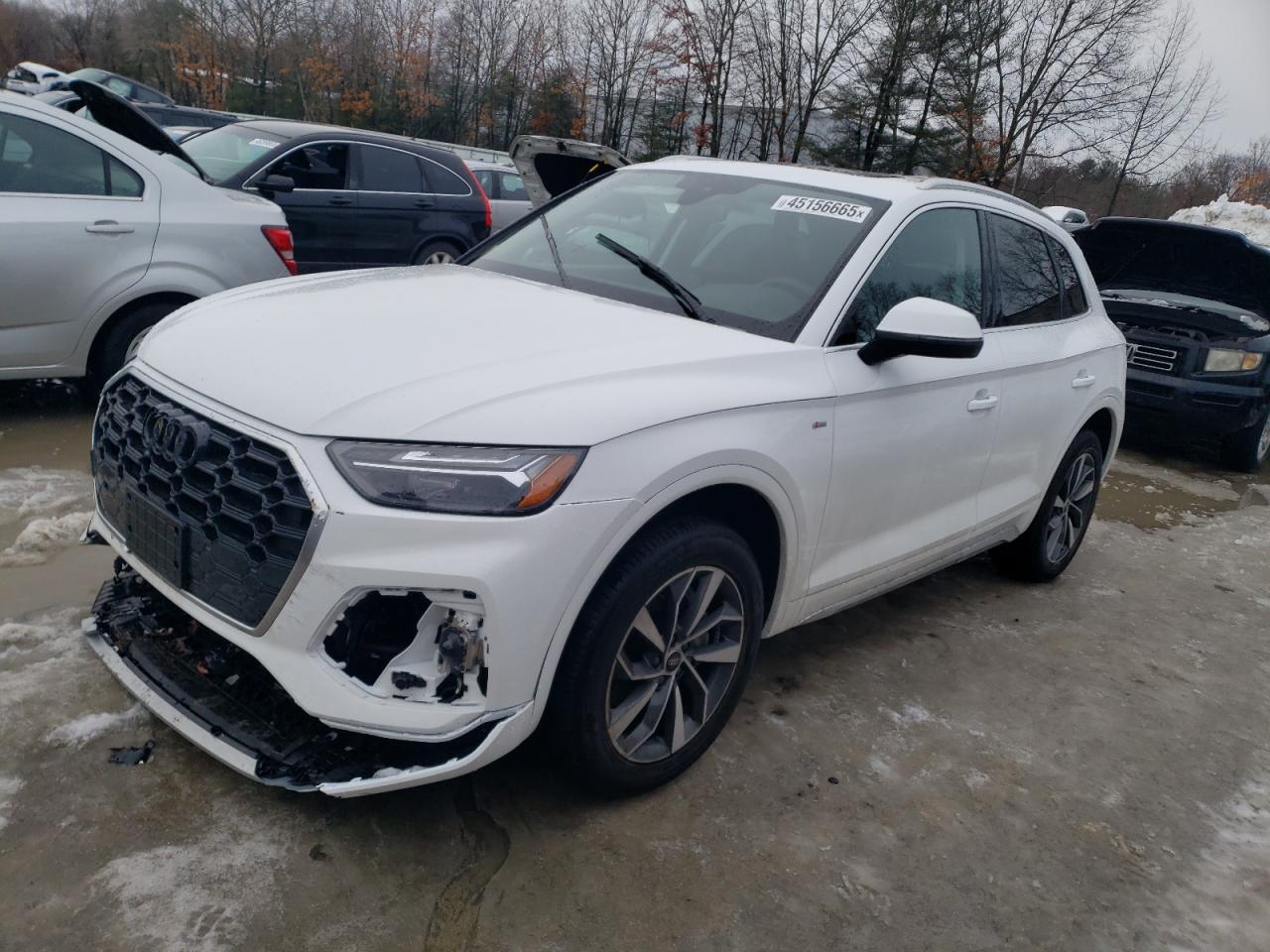 North Billerica, MA에서 판매 중인 2024 Audi Q5 Premium 45 - Front End