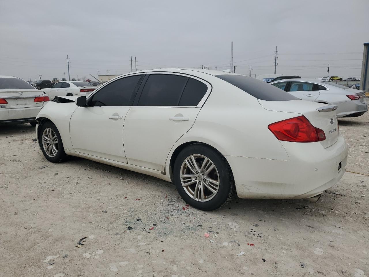 2012 Infiniti G - Image 2
