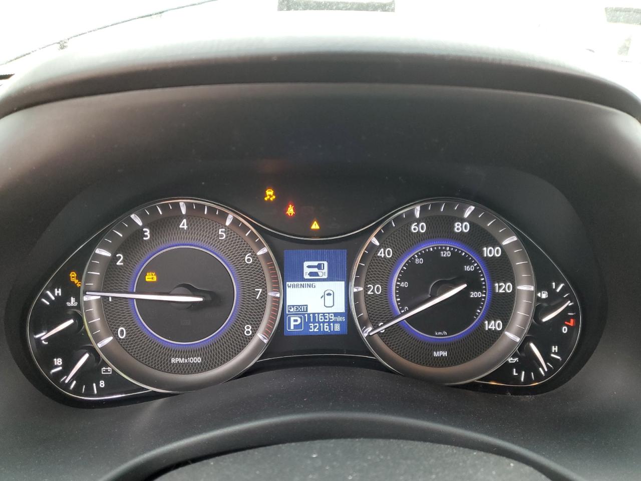 2016 Infiniti QX80 - Image 9