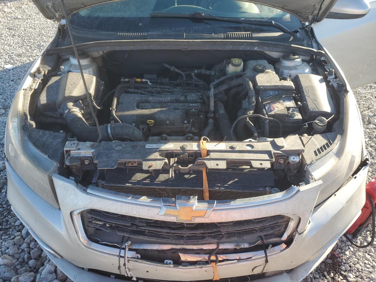 2015 Chevrolet Cruze - Image 11