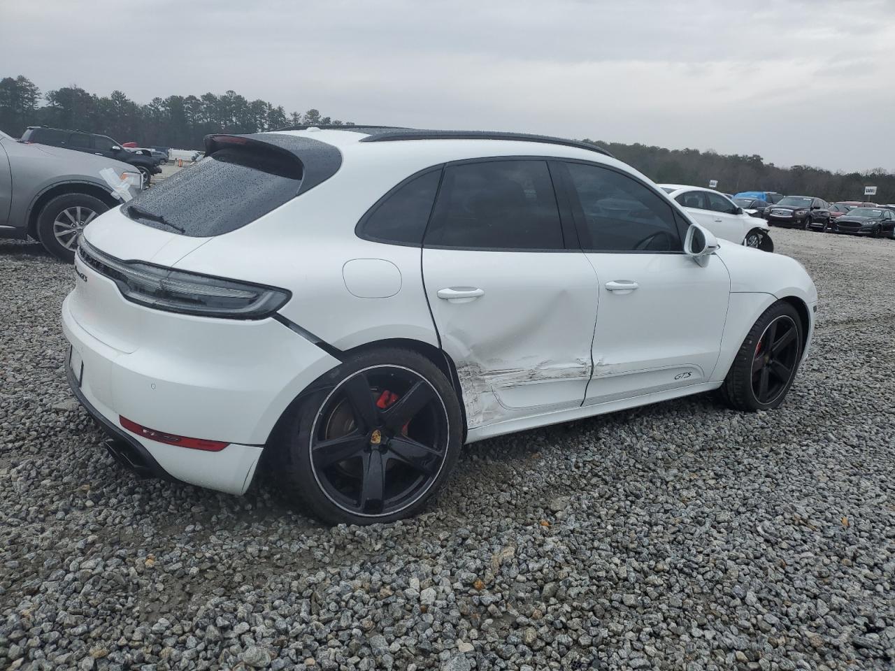 2021 Porsche Macan - Image 3