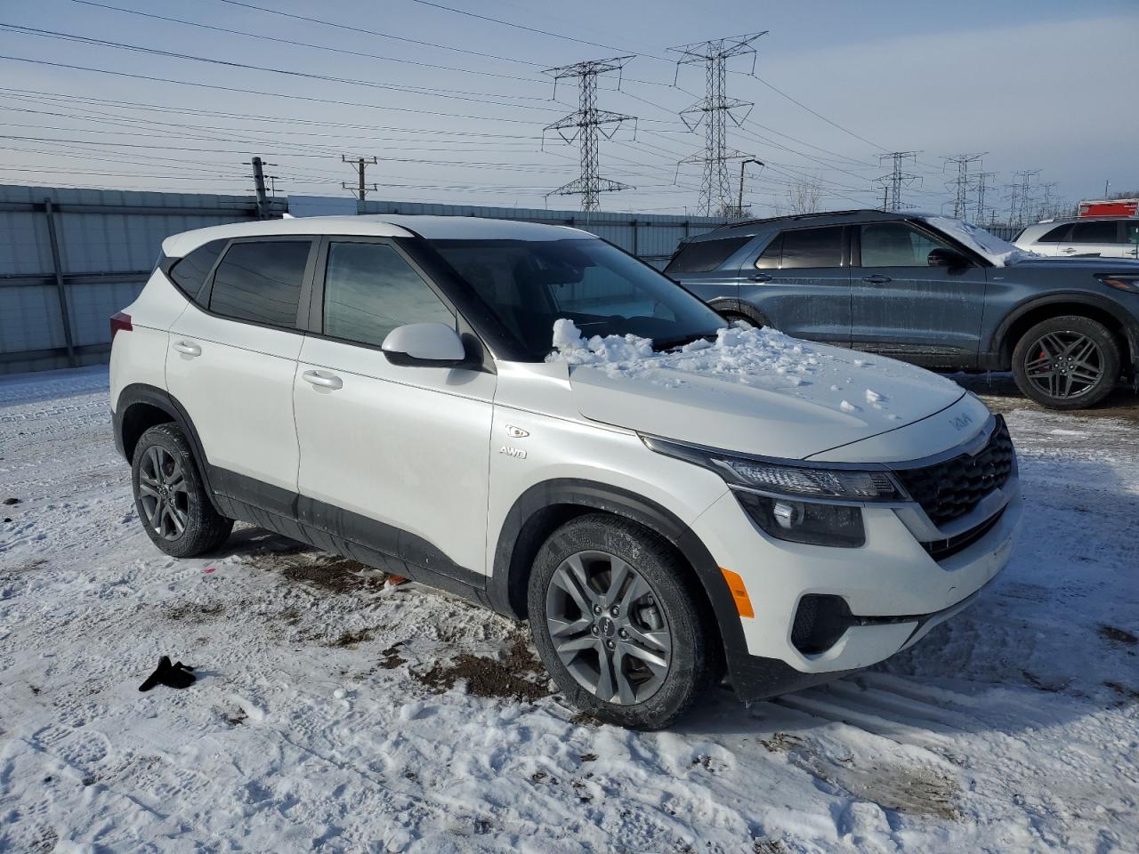 2023 Kia Seltos - Image 4