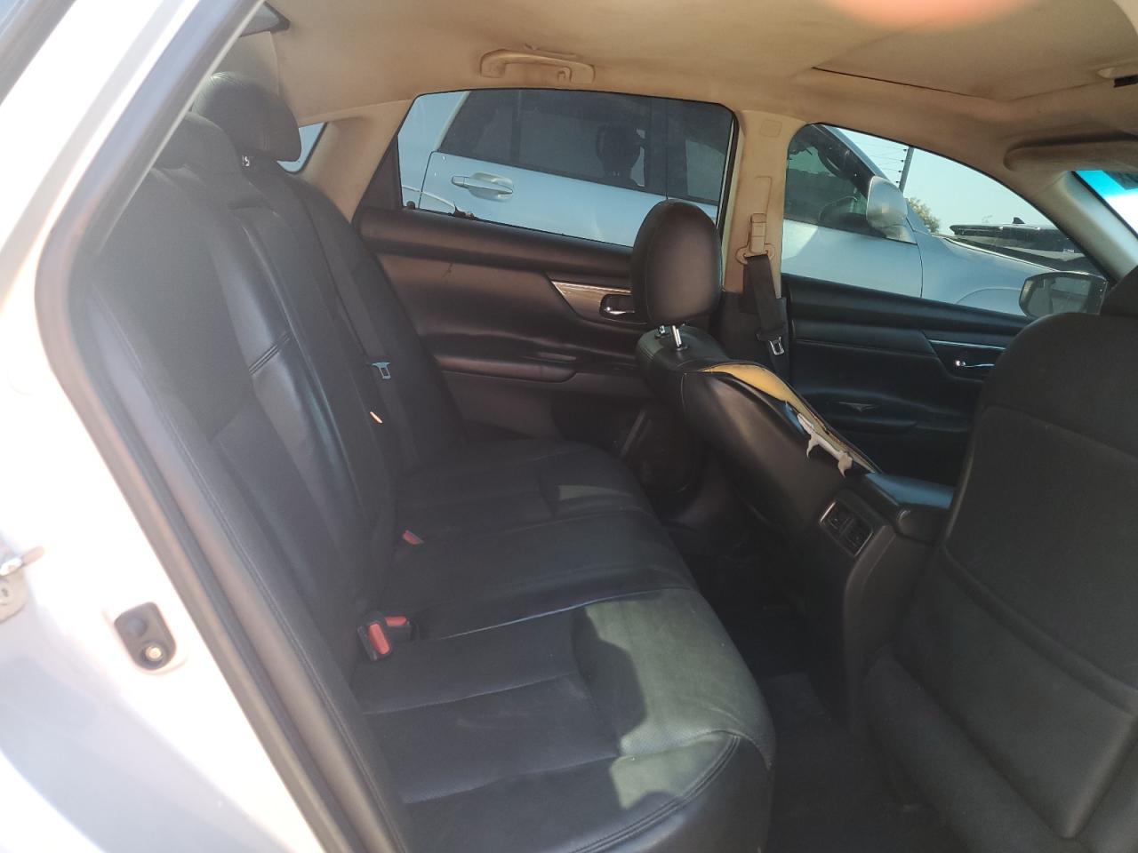 2014 Nissan Altima - Image 10