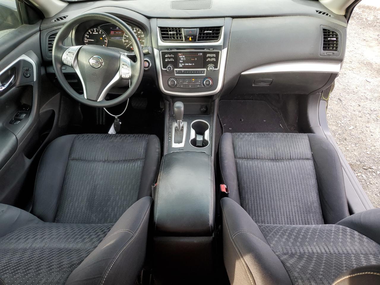 2016 Nissan Altima - Image 8