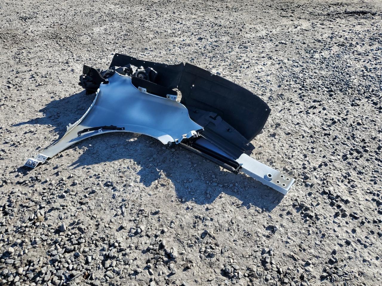 2022 Chevrolet Equinox - Image 13