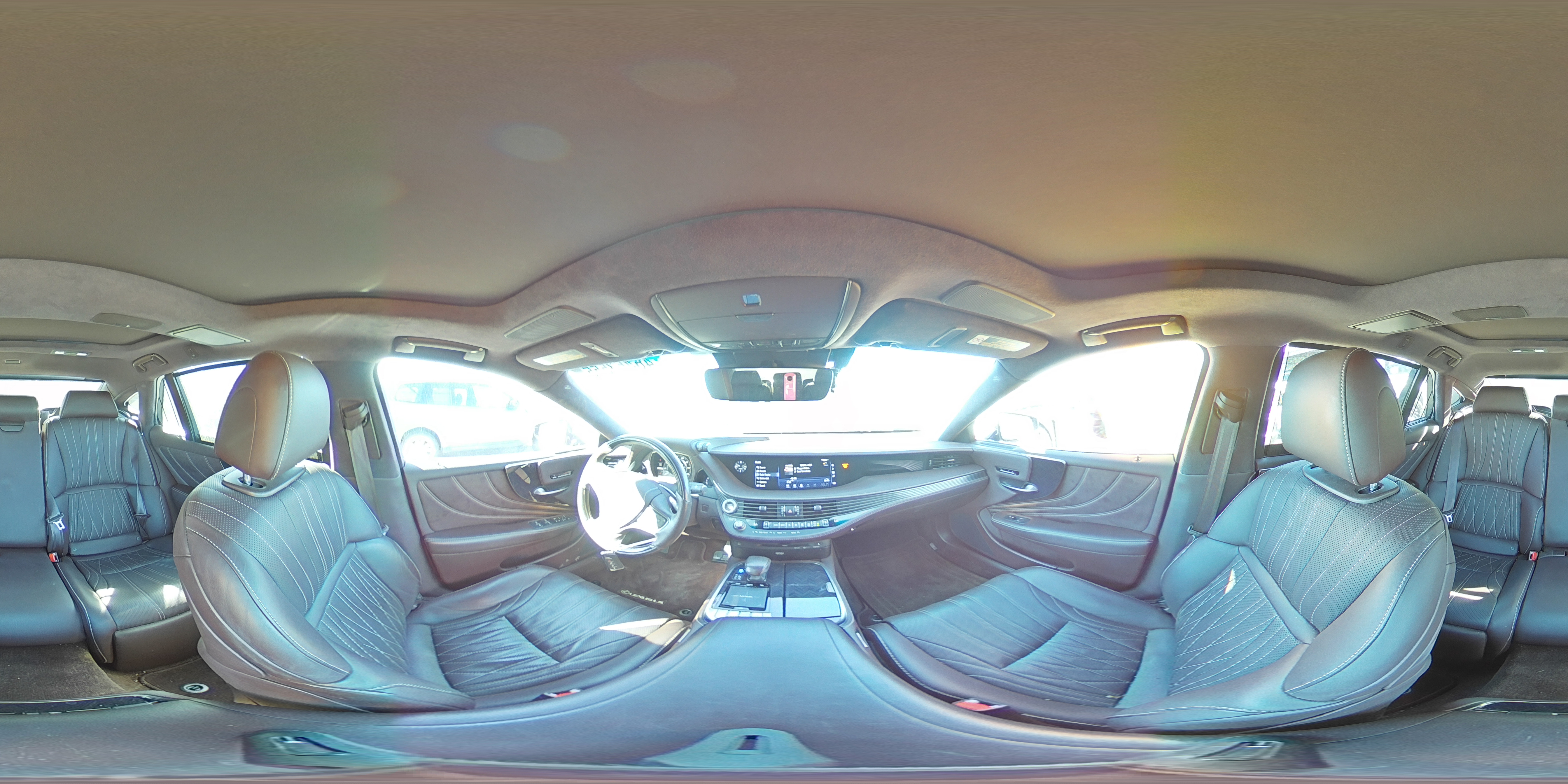 2018 Lexus LS - Image 14