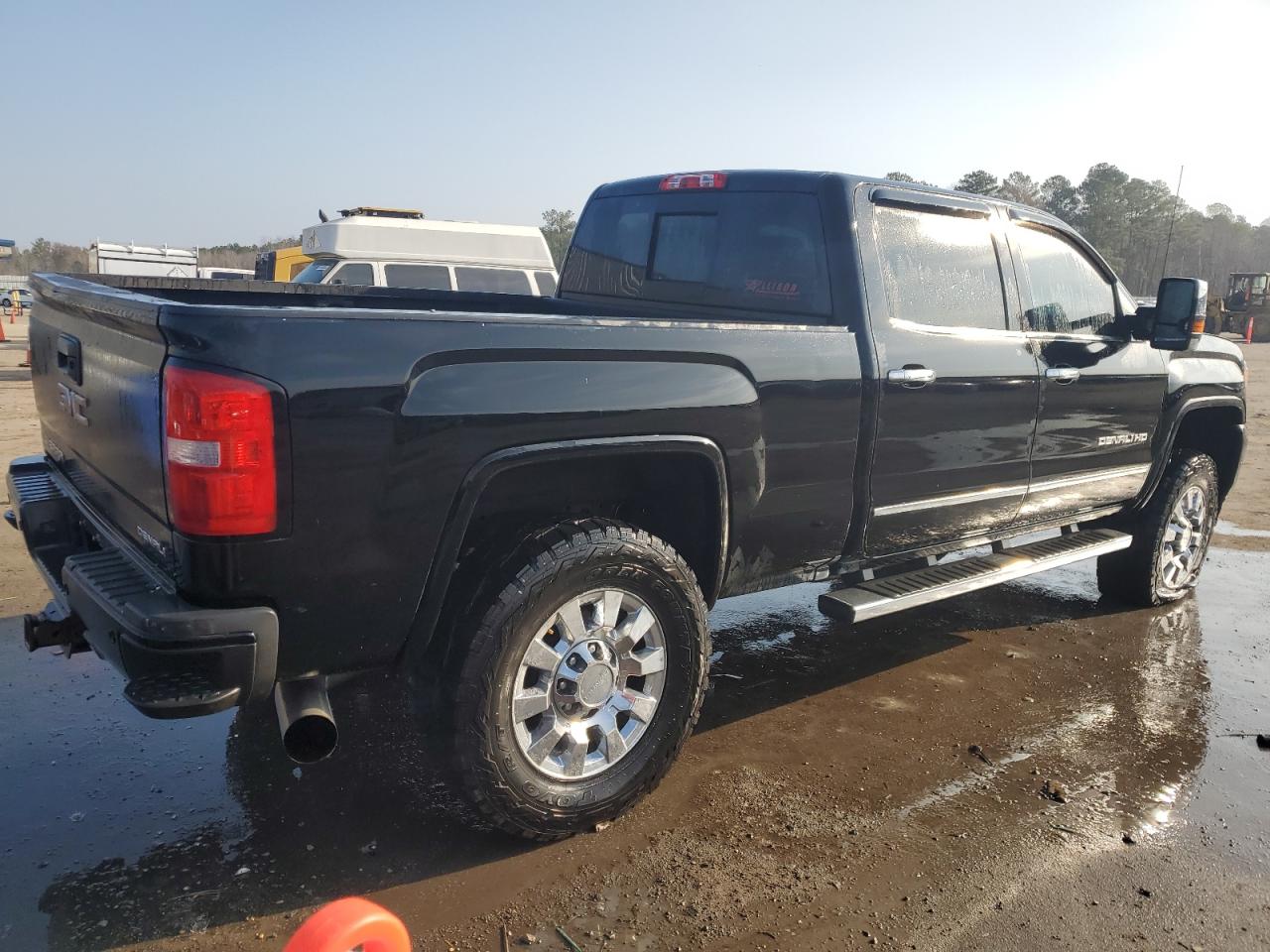 2015 GMC Sierra - Image 3