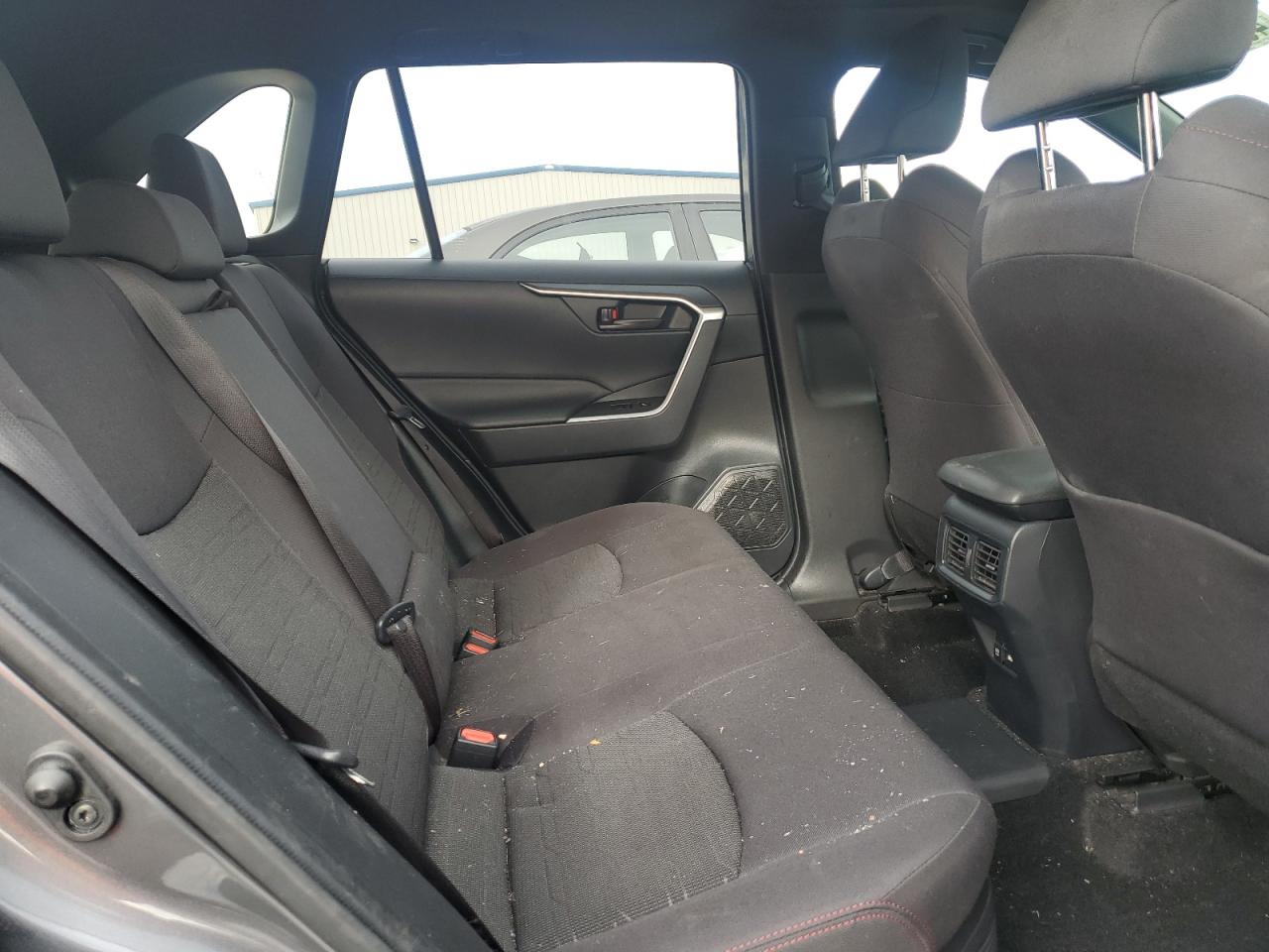 2021 Toyota RAV 4 - Image 11