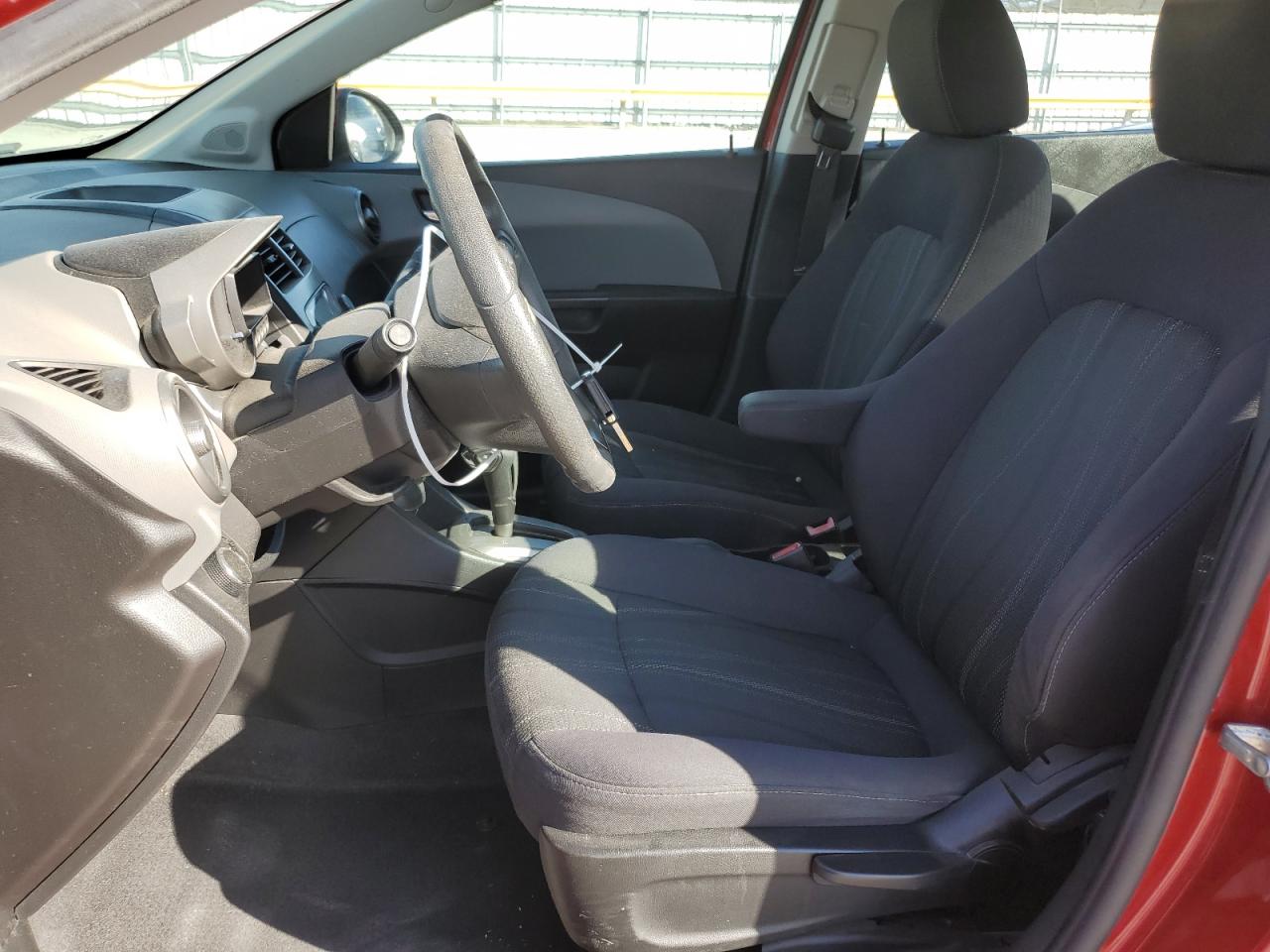 2013 Chevrolet Sonic - Image 7