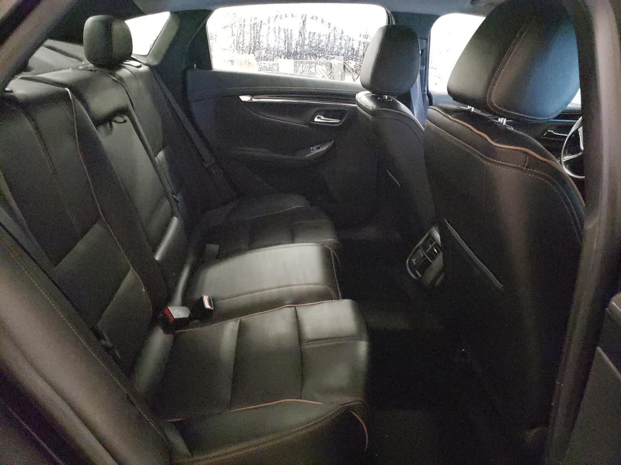 2017 Chevrolet Impala - Image 10