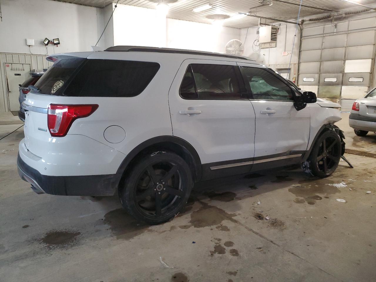 1FM5K7DH3HGA70146 FORD EXPLORER 2017